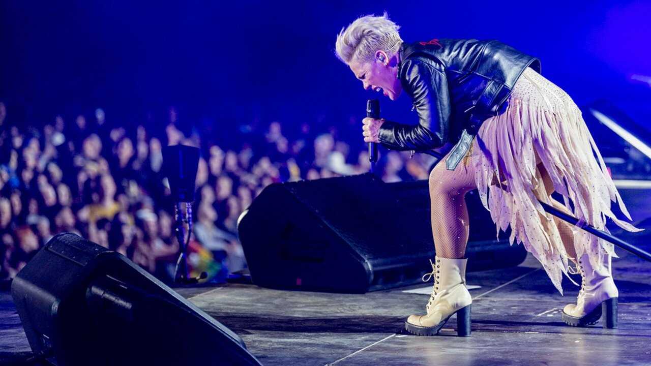 P!NK: All I Know So Far 0