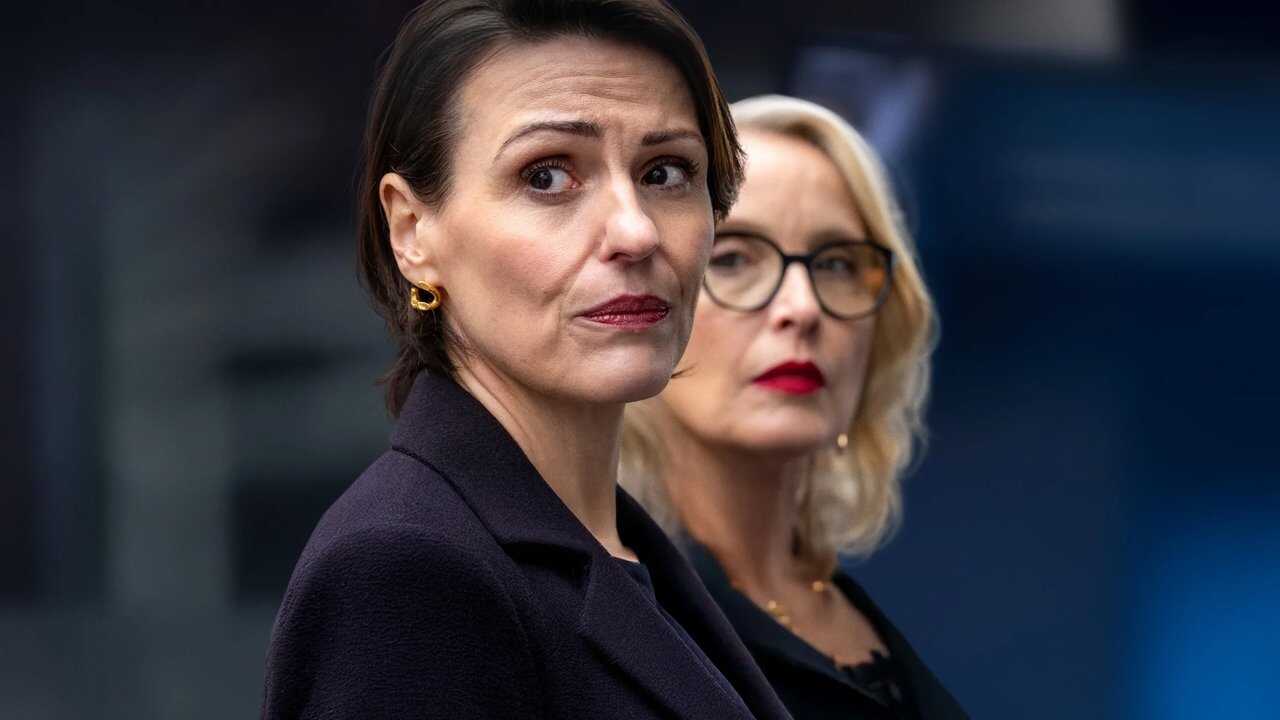 EX - Hostage (2025) 1