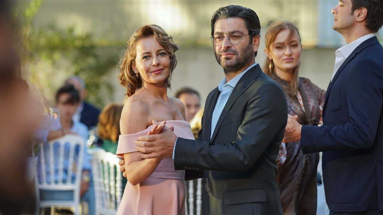 EX - Kasaba Doktoru / Gradski Doktor (2022) 4