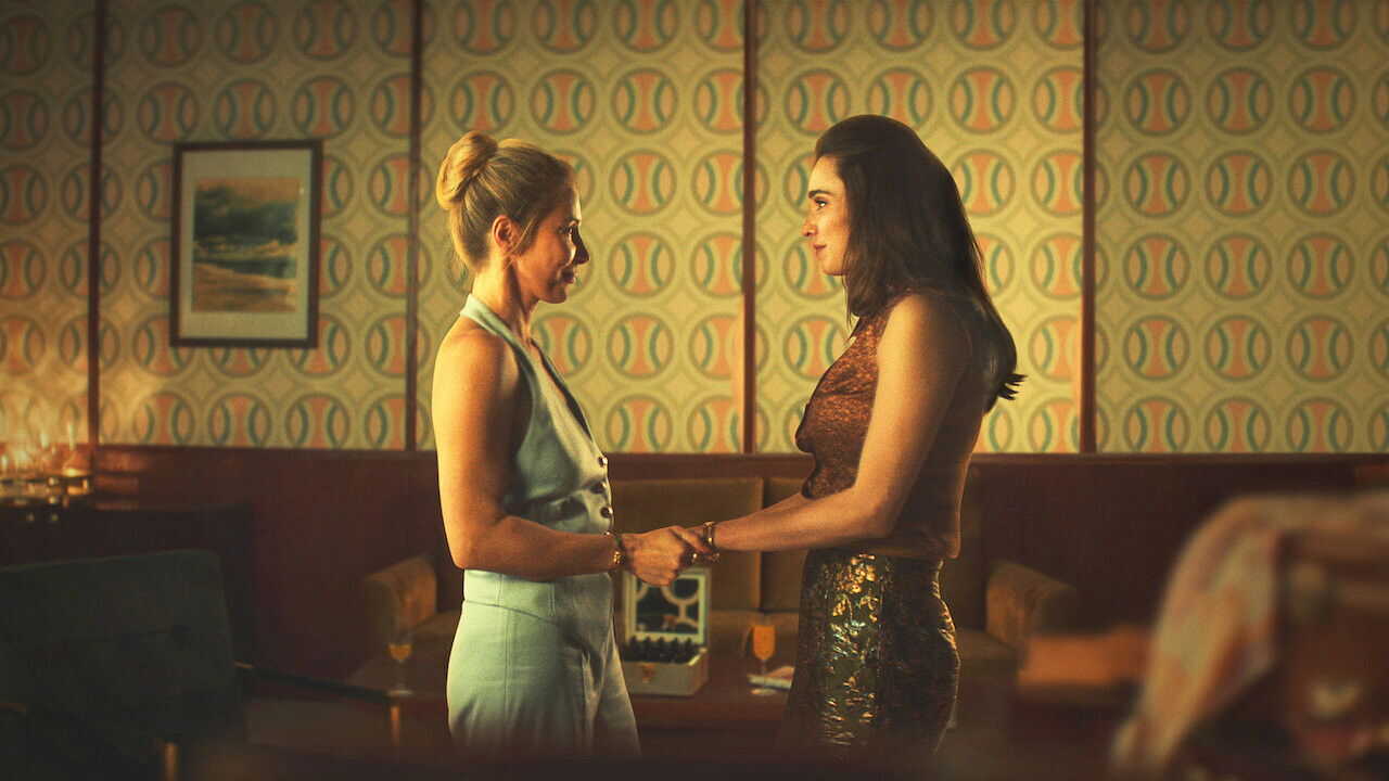 EX - Glitter (2022) 1