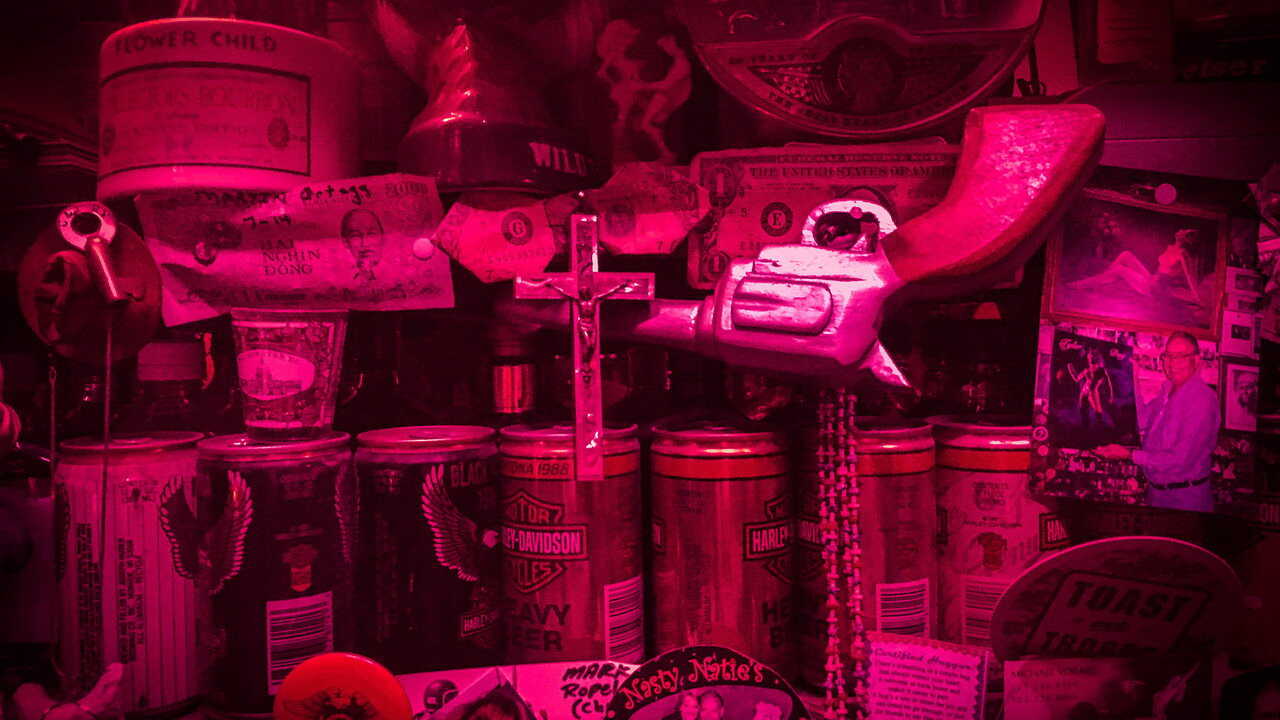 4K-DE - Too Old to Die Young (2019) (US) 4