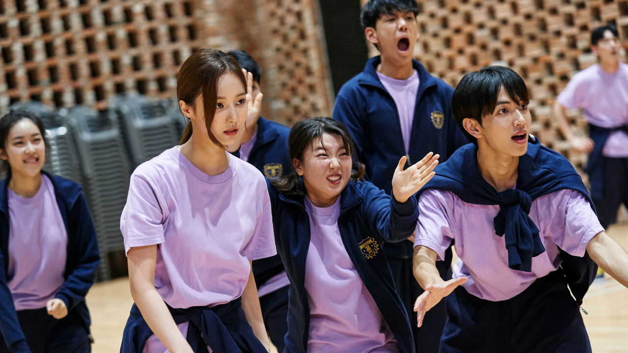 IN - Live On (2020) 4