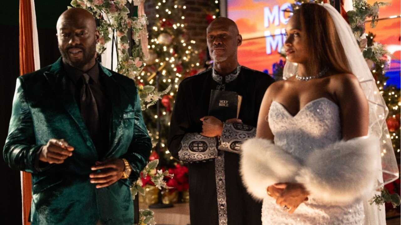 Never Alone for Christmas: Memphis 0