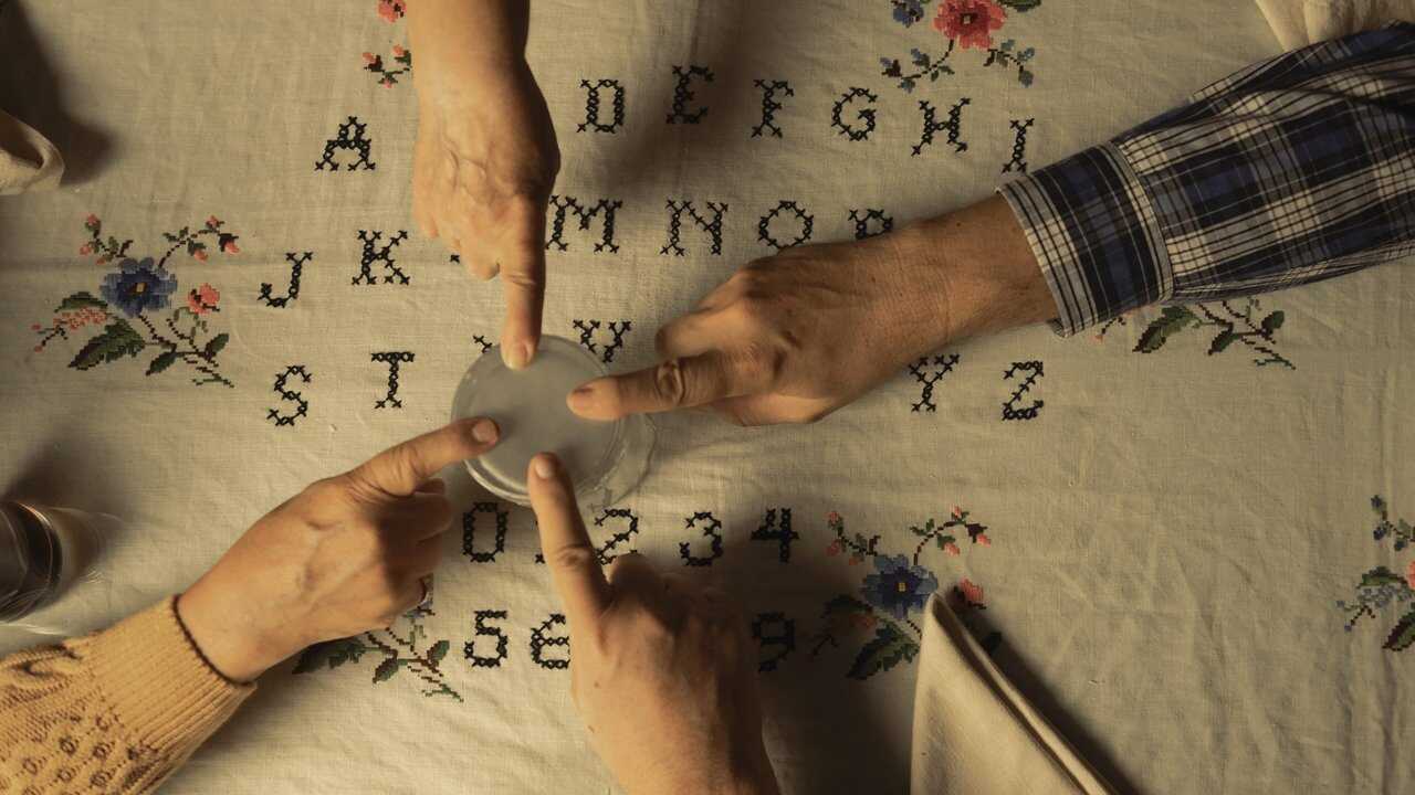 Bodegón con fantasmas (2025) 0