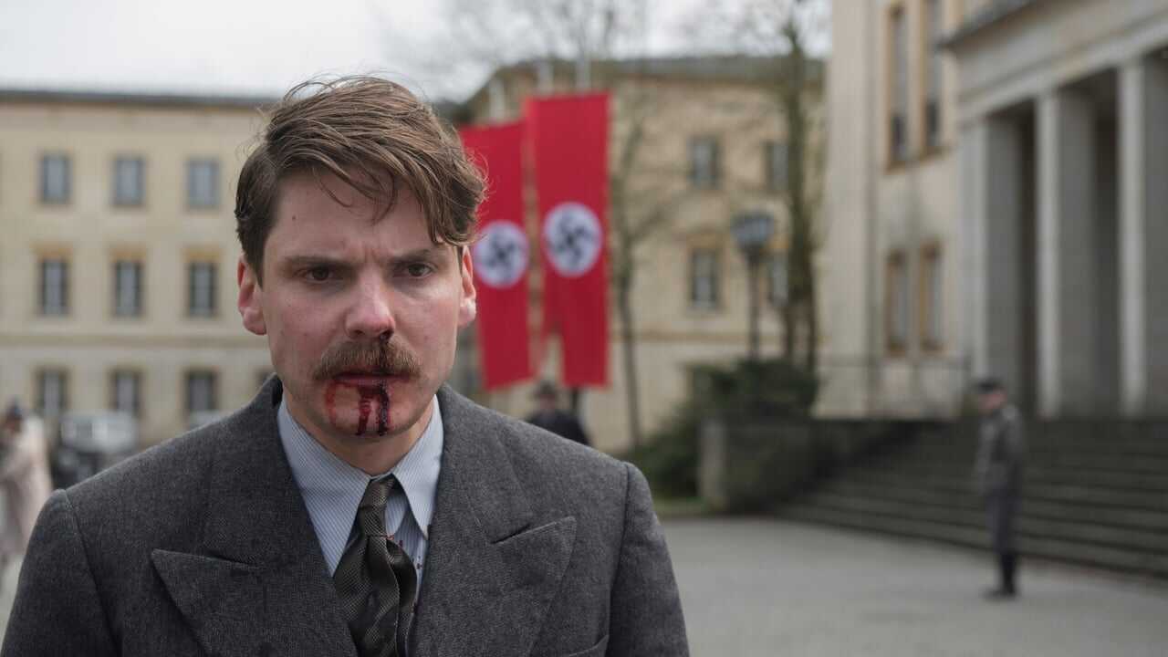 Alone in Berlin 0