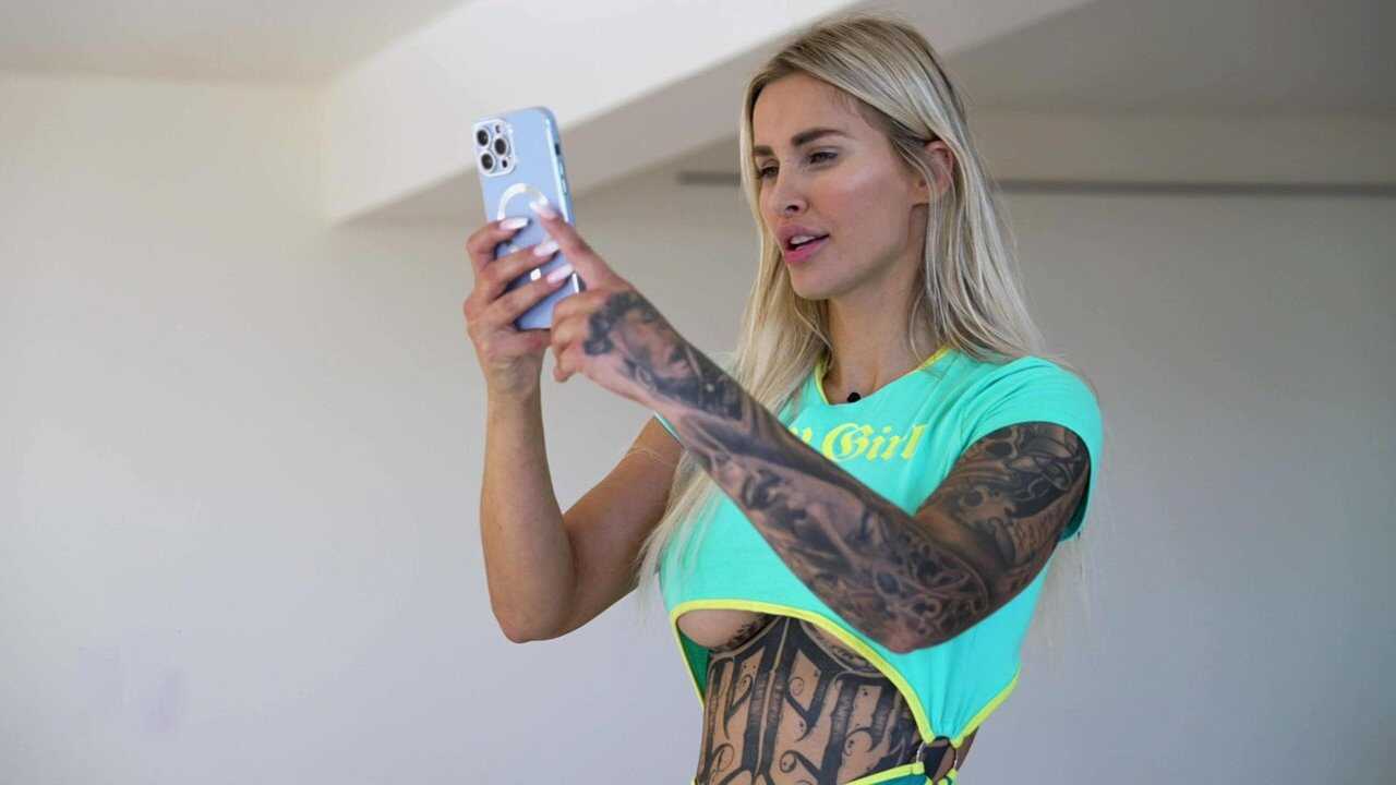 DE - OnlyFans Uncovered (2022) (DE) 2