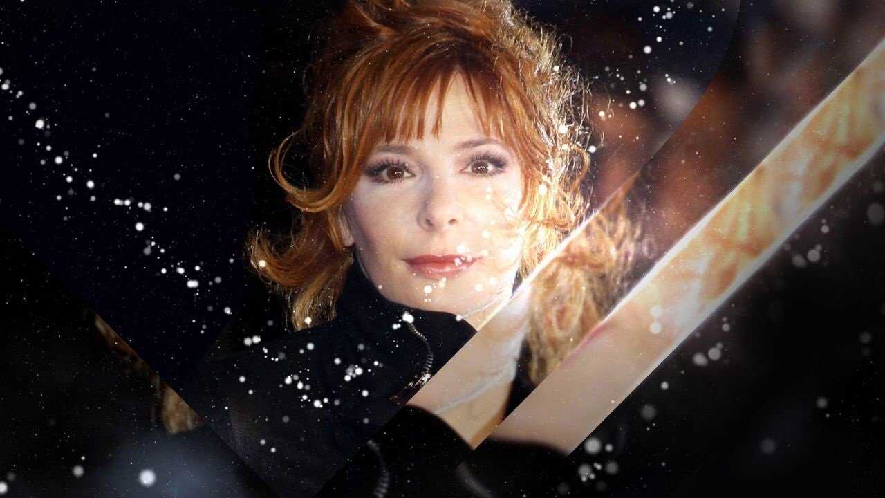 Mylène Farmer - Dans Le Cœur Des Français 0
