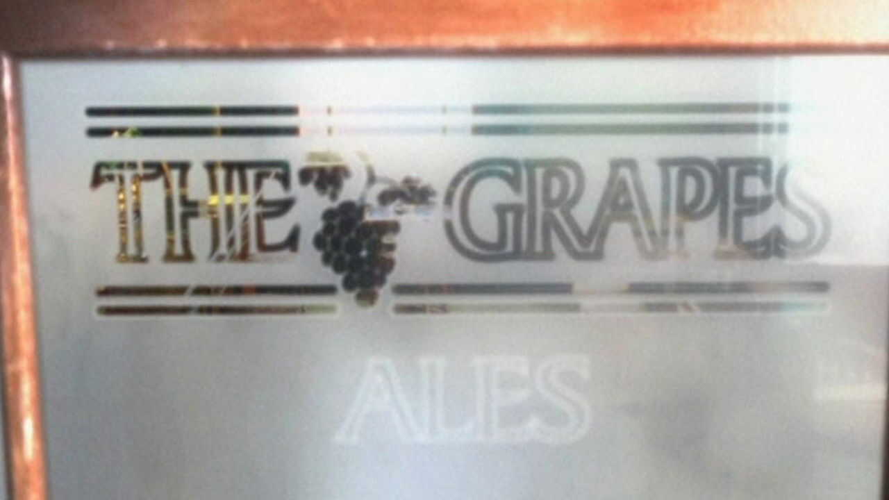 EN - Early Doors (2003) 1