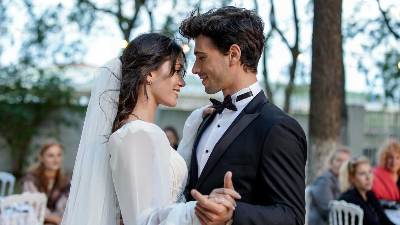 EX - Kasaba Doktoru / Gradski Doktor (2022) 3