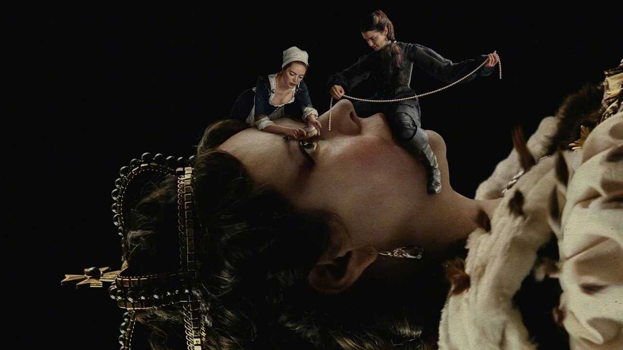The Favourite (2018) 0