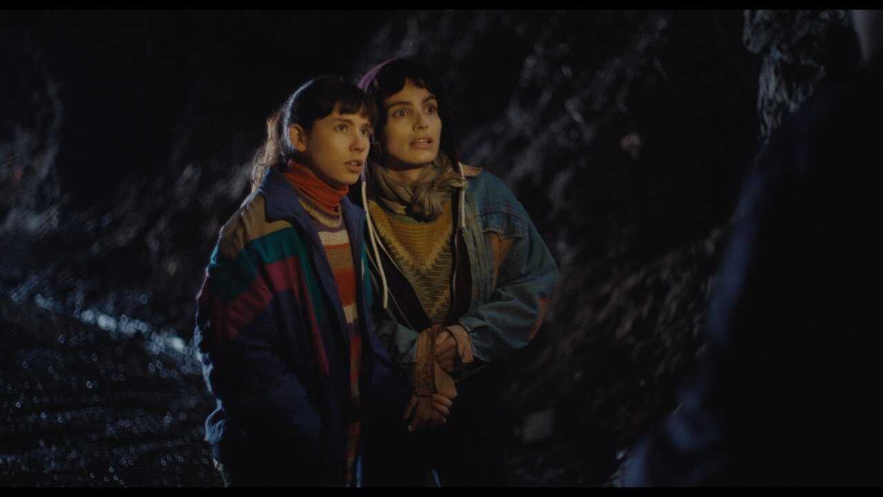 Miss Carbón (2025) 0