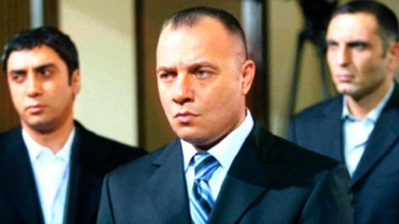 AR - مسلسل وادي الذئاب مدبلج 1