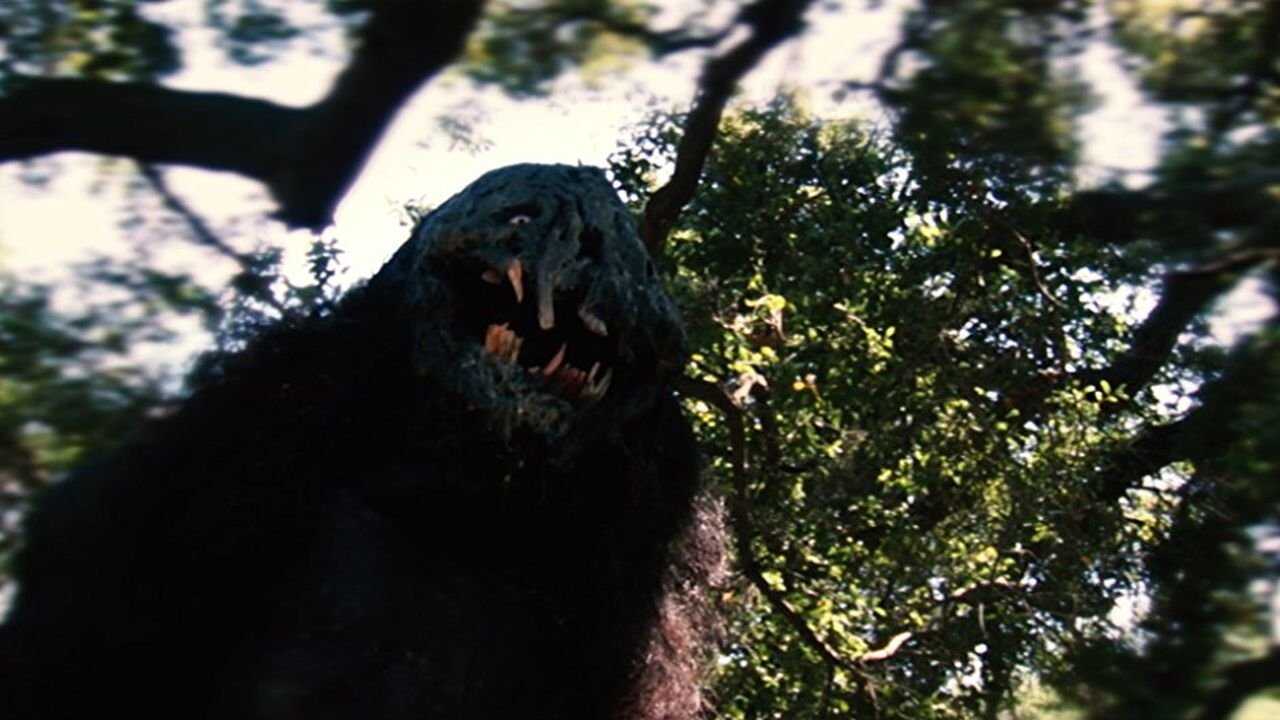 Clawed 0