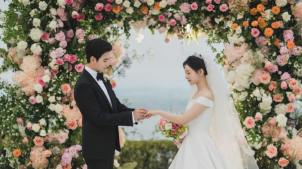 IN - Queen of Tears (2024) 3