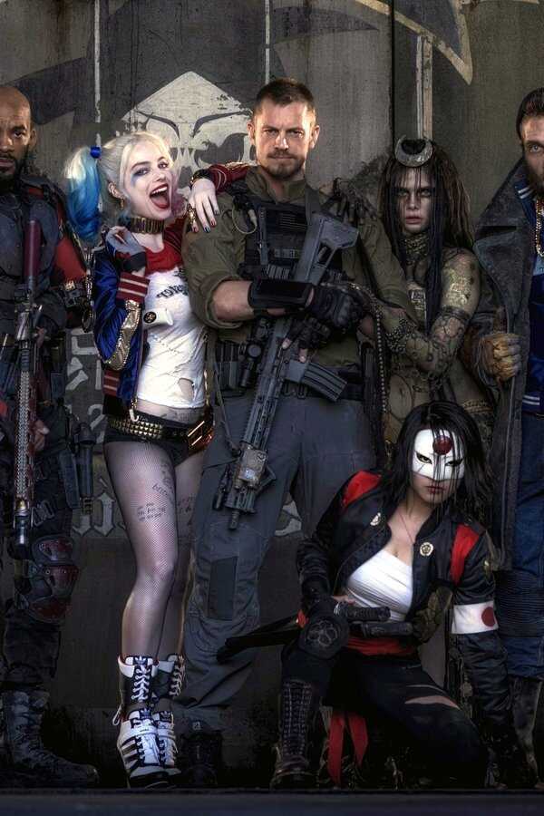 Legion Samobójców (2016) 0
