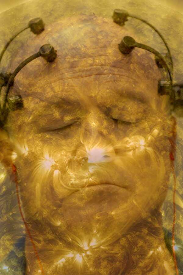 All Light, Everywhere (2021) 0