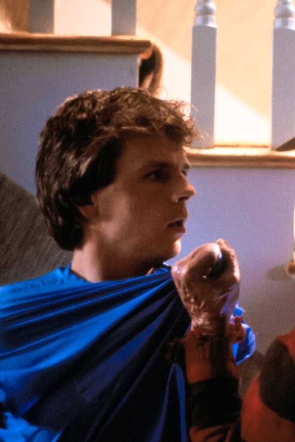 Koszmar z ulicy Wiązów 2: Zemsta Freddy'ego (1985) 0