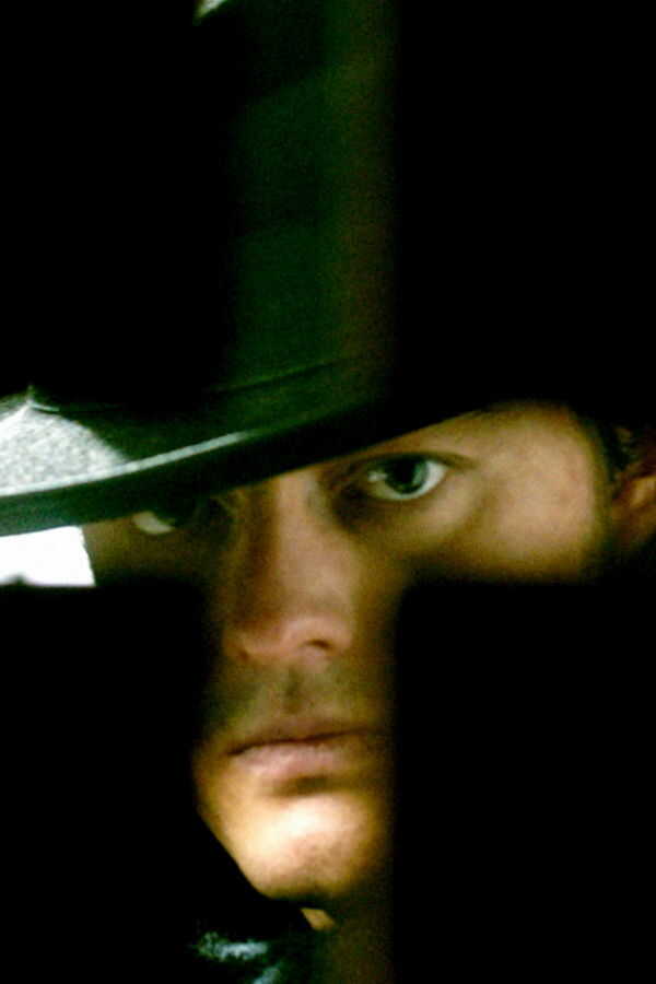 Lo straniero della valle oscura (2014) 0