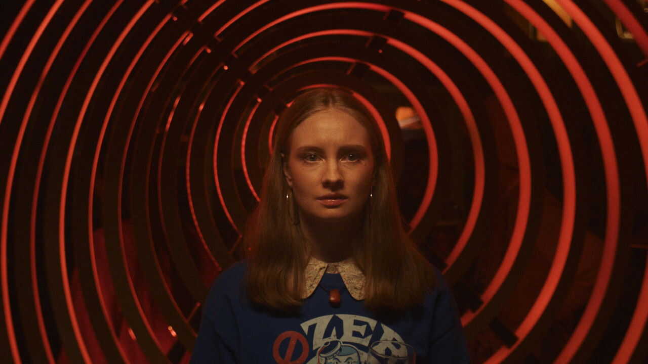 ES - Amor sin wifi (2024) 3