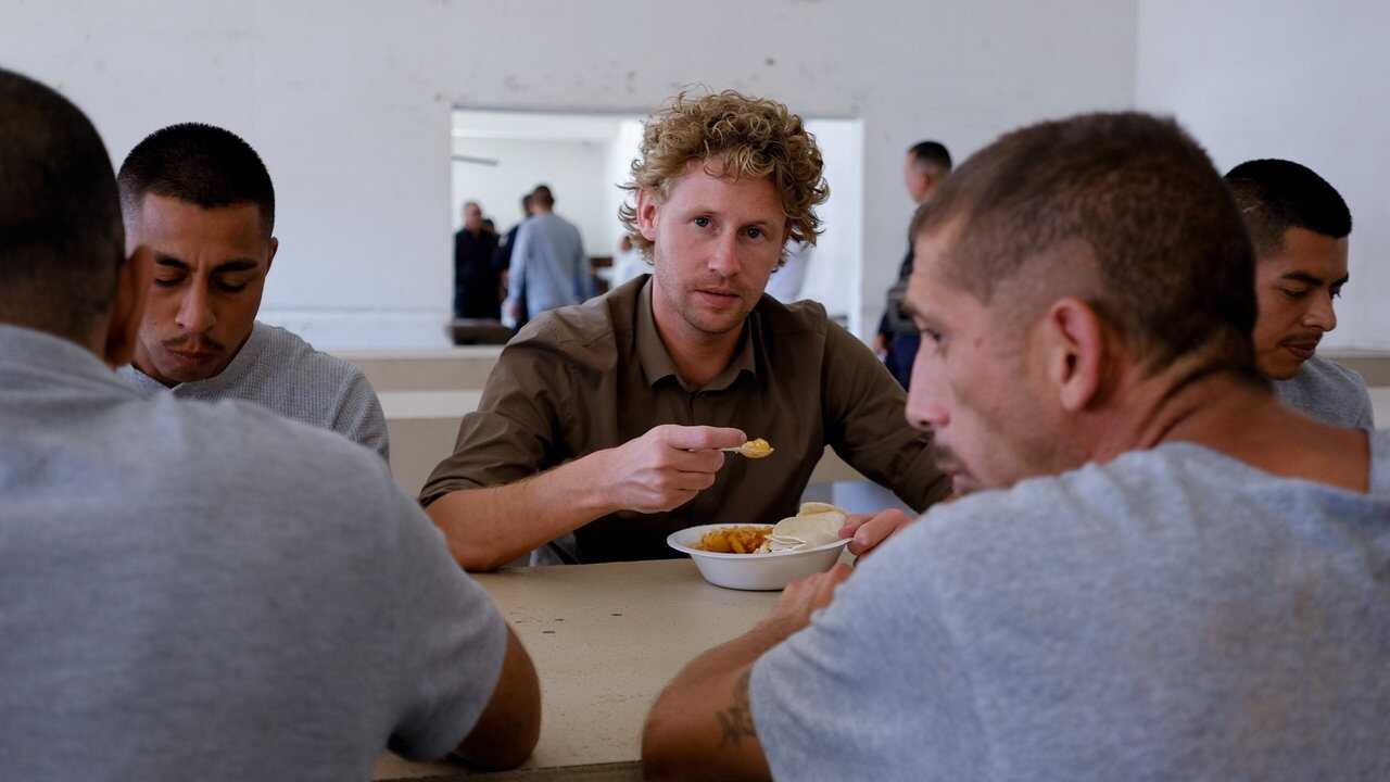 NL - BERUCHTE GEVANGENISSEN: EWOUT IN DE CEL (2017) 0