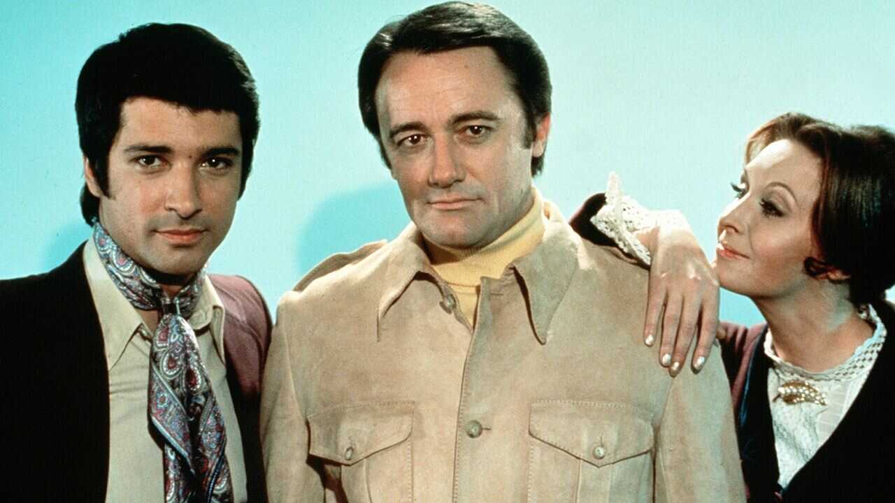 EN - The Protectors (1972) 1